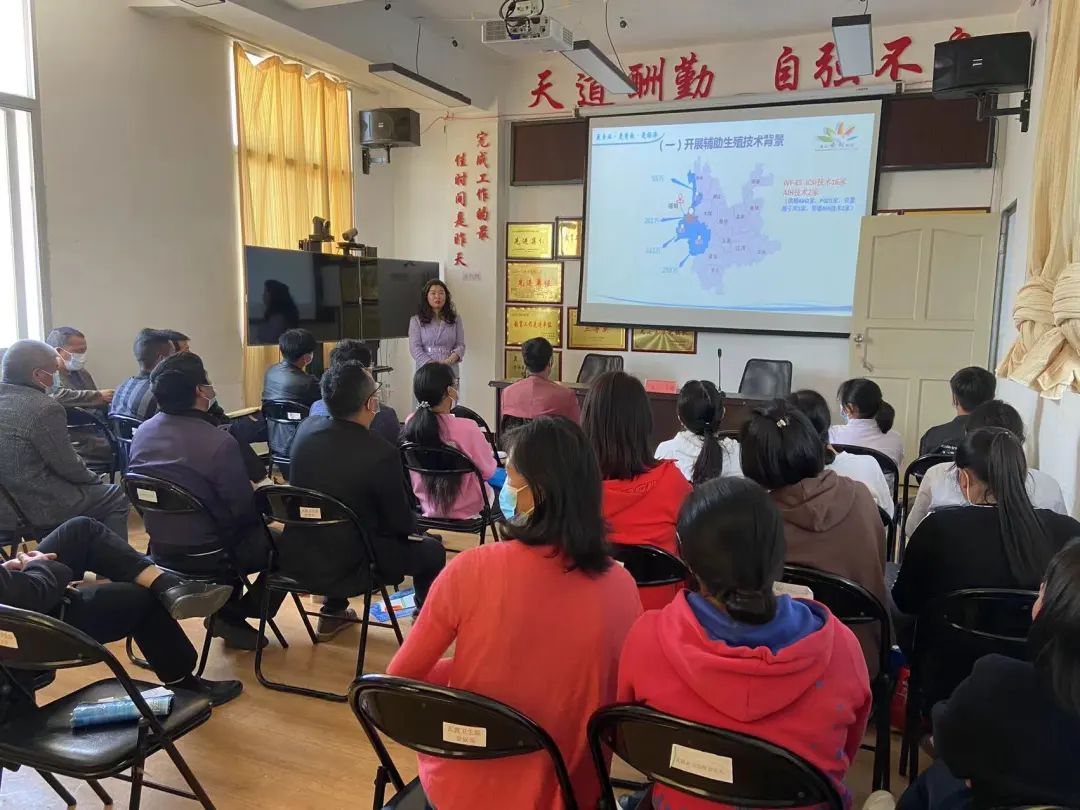 腫瘤、生殖專家與隆陽區(qū)多家衛(wèi)生院開展學術交流